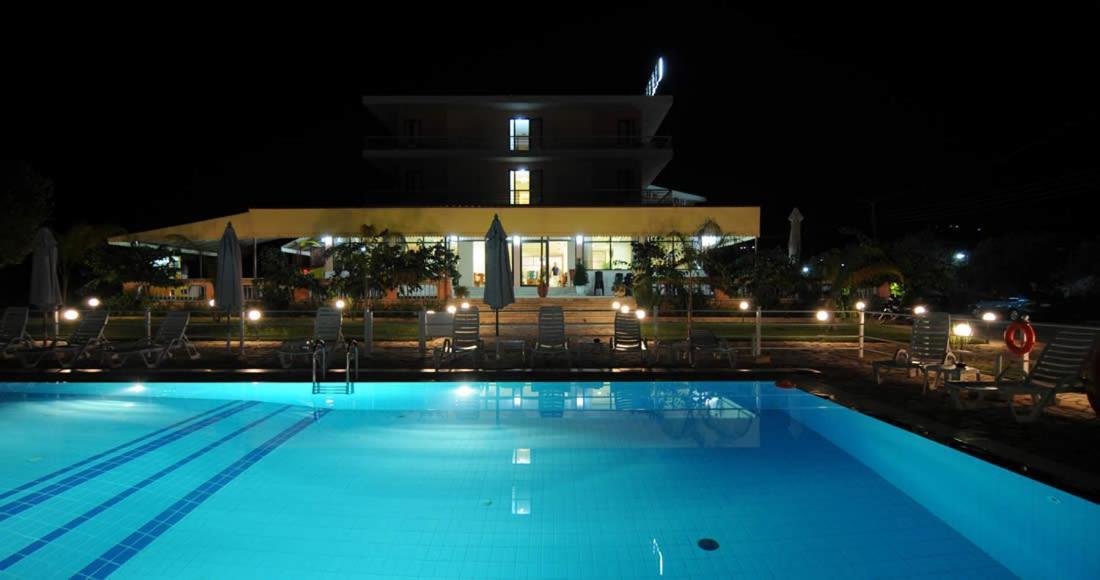 Cleopatra Hotel كانالي المظهر الخارجي الصورة